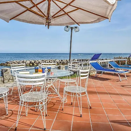 Awesome In S, Giovanni A Piro Sa Holiday home